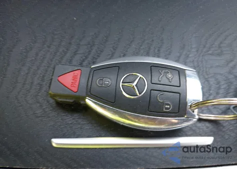 2019 Mercedes-Benz Glc 300 from USA, damaged, VIN WDC0G4JB7KV154806